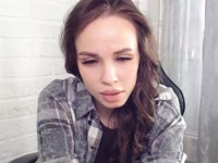 A beautiful and sincere girl looking for good communication and a pleasant man to spend time with.