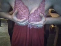 hoi, ik ben hete milf die voor veel open staat. ik hou wel van dominantie en hou er van om een onderdanig sletje te zijn. Maar als jij dat wil kan ik ook jouw strenge meesteres zijn....Er kan veel maar geen extreme ding zoals:naalden, plas en poep...Vragen staat vrij, wie weet kan je me overtuigen om grenzen te verleggen.