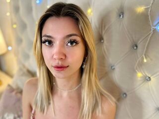 fingering girl cam picture AmandaHarris