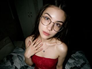 camwhore shaving pussy AugustinaMoltz