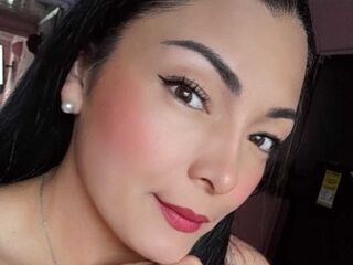 cam girl playing with vibrator BiviSmith