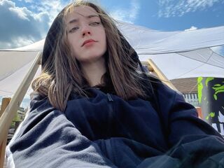 topless webcamgirl DelorisAhaus