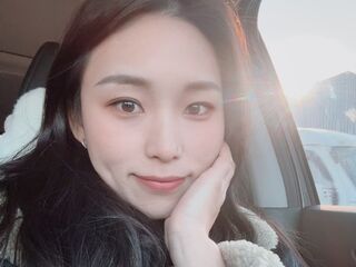 cam girl pic ZhiYue