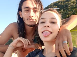hot web cam couple KurtAndLia