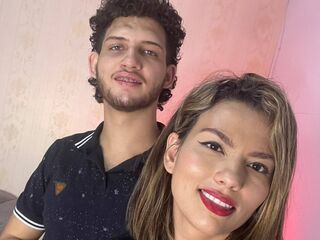 online web cam MiaAndCharly