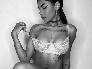 squirting girl webcam photo CelineMoretti