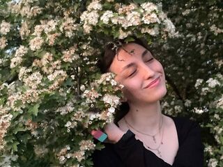 camwhore masturbating with vibrator AdalineScavetta