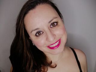 babe web cam AdelaAlbaNatural