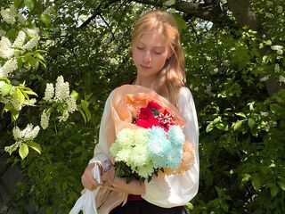 hot naked webcamgirl AliseMorise