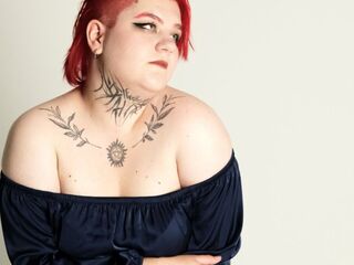 masturbating camgirl AlisonMust