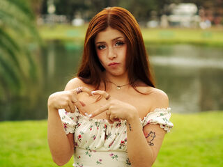 hot webcam video AlyBelle