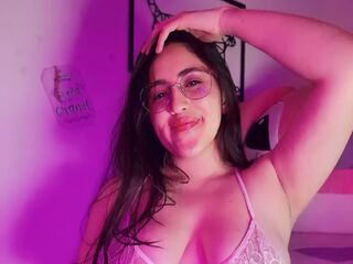 nude gamgirl AmyVele