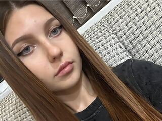 camgirl playing with dildo AngelTate