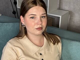 cam girl playing with sextoy AnitaBelle