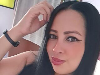 hot cam AshleyMontenegro