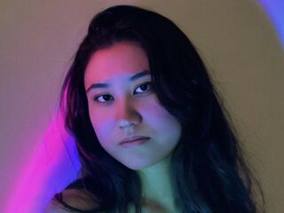 fingering cam whore BellaBibo