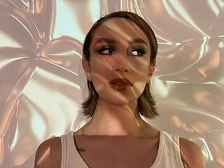 web cam live BellaGartner