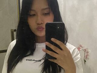 cam babe BerniceMaguire