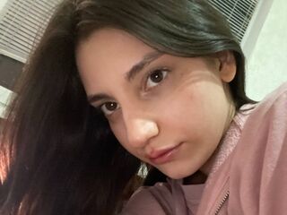 cam girl playing with vibrator BetseyRognstad