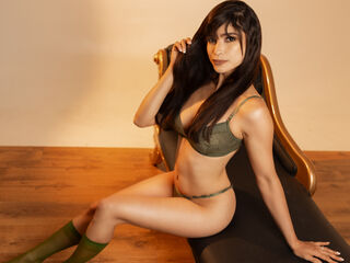 beautiful webcamgirl BrendaaLocke