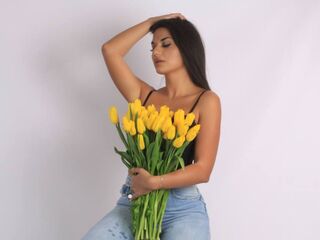 nude cam girl picture Caassandra