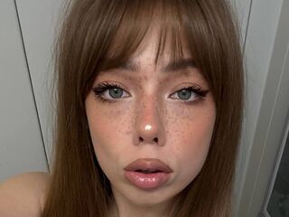 webcam bitch chatroom CaitlinBlethen
