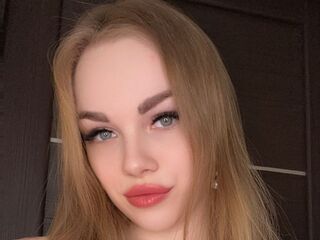 hot naked cam girl CamillaDerrick