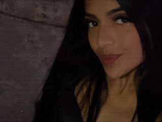 cam slut picture CamyRoux
