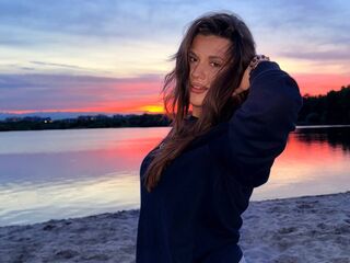 live cam girl picture CarlyFelde