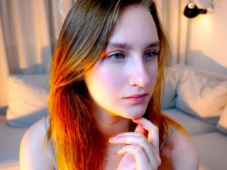 naked camgirl gallery CarlynDallman