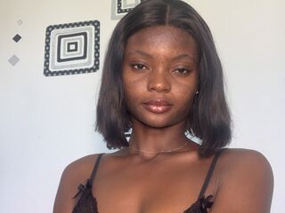 Kinky webcam CarterCamelia