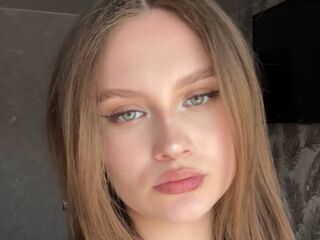 cam girl masturbating CarylonPreis