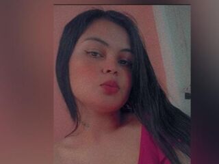 cam girl playing with vibrator CataleyaLux