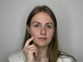 hot cam girl fingering shaved pussy CatherynBuckland