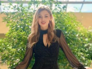 hot webcam CharlotteReimer