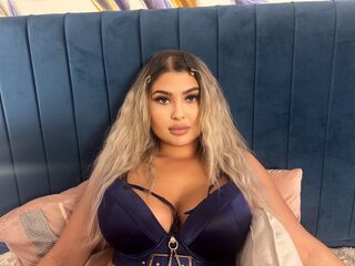 naughty camgirl photo ChloeBellamie
