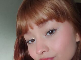 camslut webcam video ChloeMahya