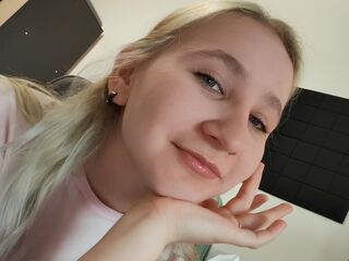 chat room webcam ChristiaRetterat