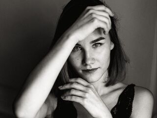 hot cam girl ClareFlorence