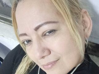 free live cam chat ClauWatson