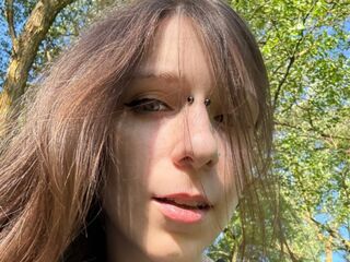 nude cam girl photo CordeliaHelmig