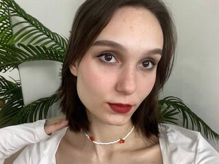 livesex cam CwenFurnish