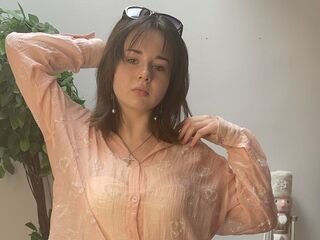 camwhore fingering pussy CweneClose