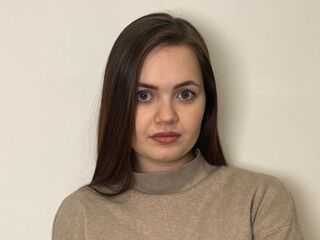 nude webcamgirl pic DaleSchissler