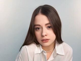 bedroom webcam DanielleGrovier