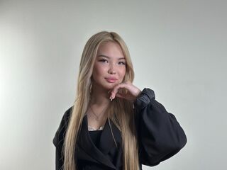 nude cam girl photo DaphneBaczewski