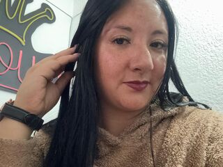 webcam girl chatroom DeepDreams