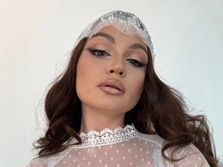 camslut fingering shaved pussy DenishaSanderman