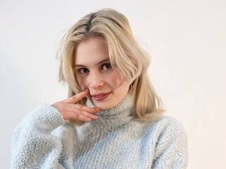 fingering girl DionTarzia