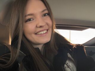 masturbating girl DremaNedrow